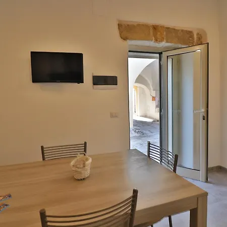 Ferienhaus Dimora Storica Rebecca A Otranto